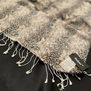 Tolani Scarf wrap Silk Snake Skin Printed 27x 84 Lightweight Brand New With Tag